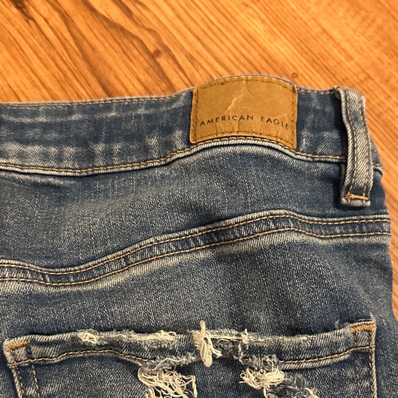 American Eagle Outfitters Women's Distressed Denim Jeans - Picture 6 of 6